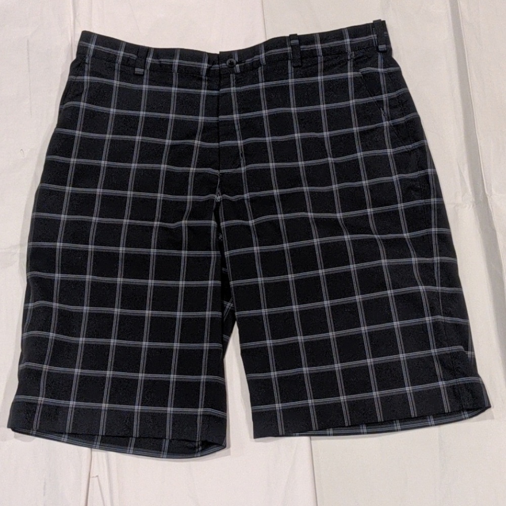 Nike Golf Shorts - Size 36